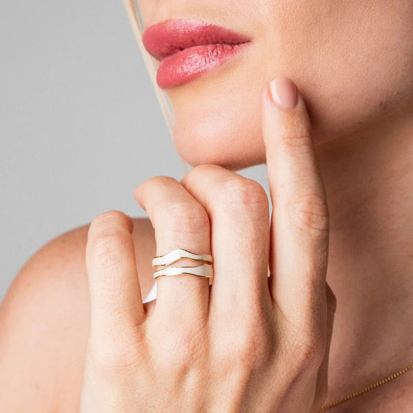 Abstract Mother of Pearl Adjustable Ring Gold Plated 18K