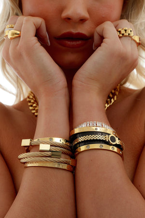Onix Stone Bracelet Gold Plated 18K